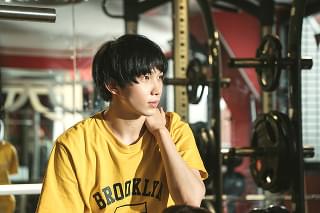 大事なことほど小声でささやく