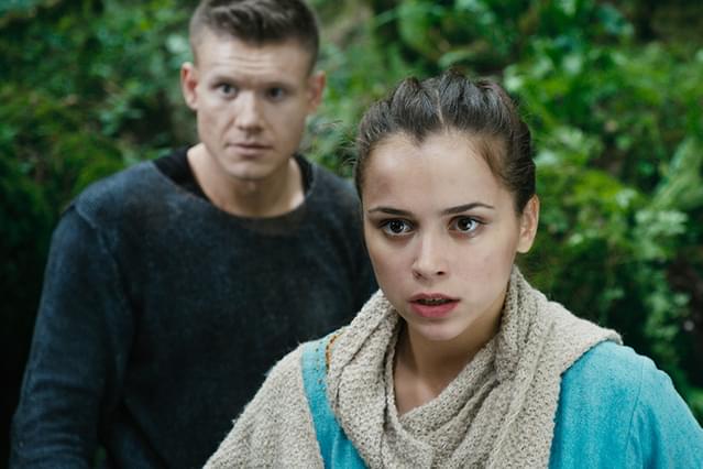 ベロゴリア戦記 第1章：異世界の王国と魔法の剣