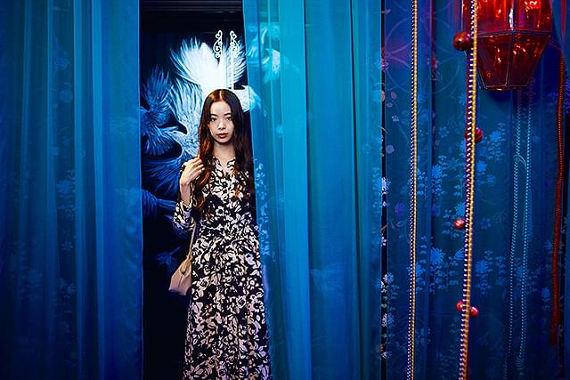 趣里の「ホリック xxxHOLiC」の画像