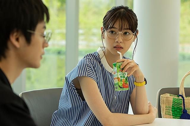 西野七瀬の「恋は光」の画像