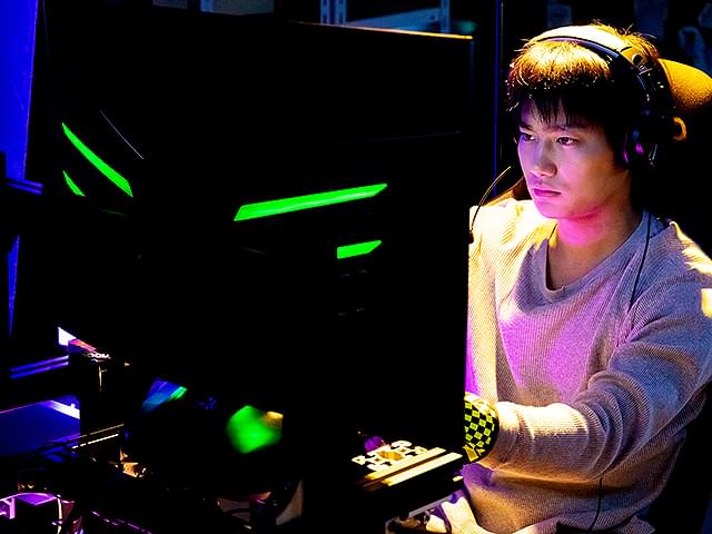 野村周平の「ALIVEHOON アライブフーン」の画像