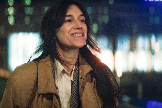 午前4時にパリの夜は明ける