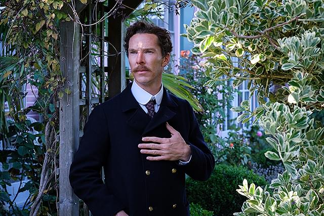 ベネディクト・カンバーバッチの「ルイス・ウェイン 生涯愛した妻とネコ」の画像