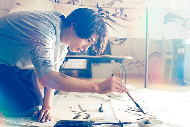 線は、僕を描く