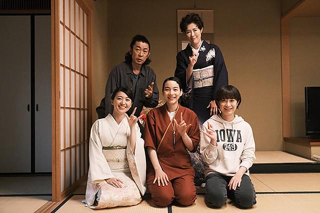 寺島しのぶの「天間荘の三姉妹」の画像