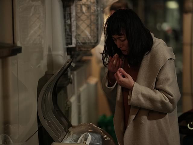 板谷由夏の「夜明けまでバス停で」の画像