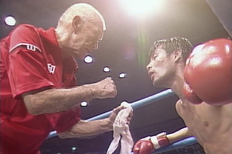 AKAI : 作品情報・キャスト・あらすじ・動画 - 映画.com