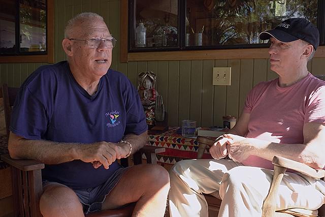 ポール・サルツマンの「ミーティング・ザ・ビートルズ・イン・インド」の画像