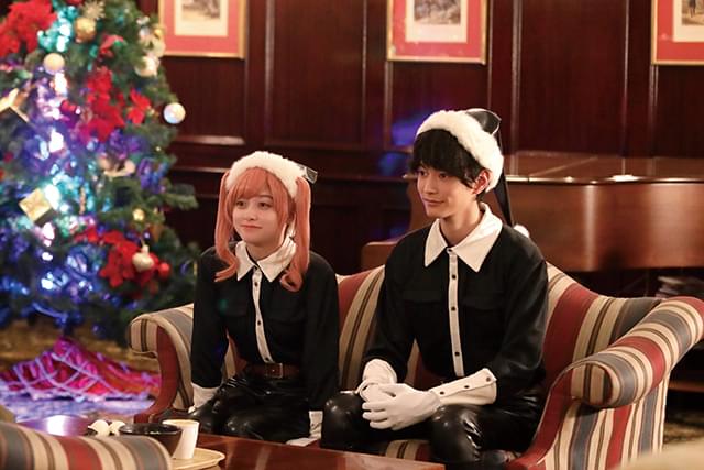 橋本環奈の「ブラックナイトパレード」の画像