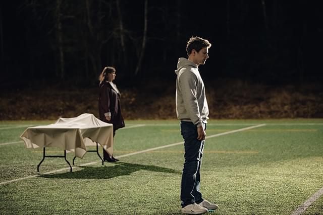 テオ・ジェームズの「デュアル」の画像