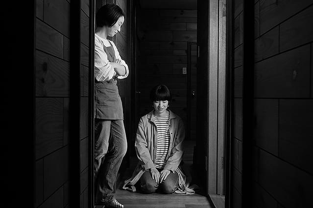 ナナメのろうか