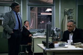 勾留の予告編・動画