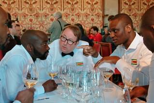 チーム・ジンバブエのソムリエたち