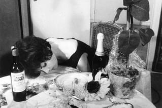 幸福な結婚記念日の予告編・動画