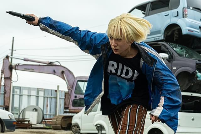 伊澤彩織の「ベイビーわるきゅーれ 2ベイビー」の画像