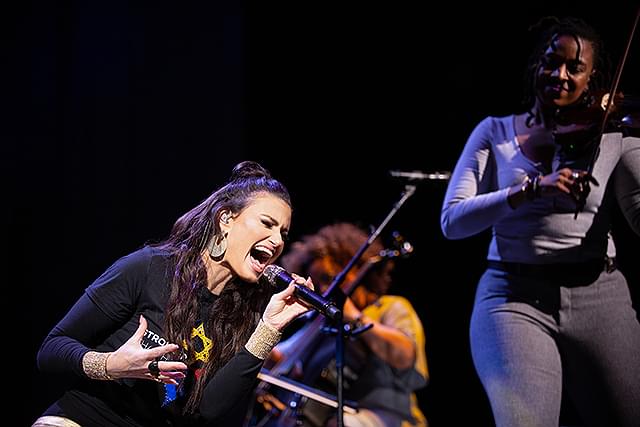 イディナ・メンゼルの「イディナ・メンゼル マディソン・スクエア・ガーデンまでの道のり」の画像