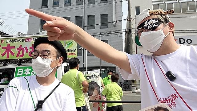 プチ鹿島の「劇場版 センキョナンデス」の画像