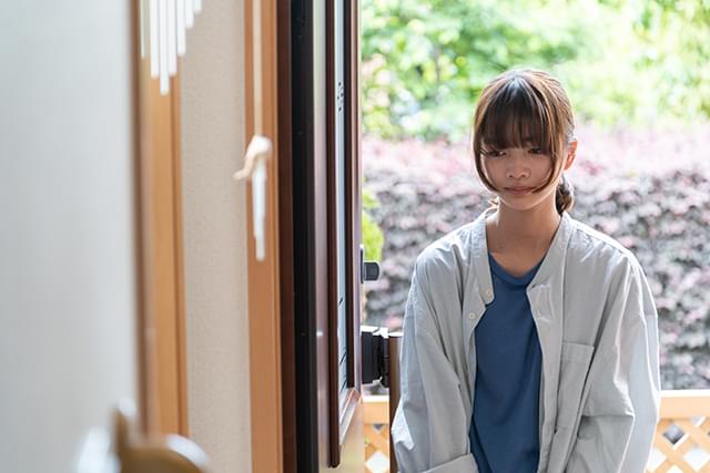 見上愛の「すべての夜を思いだす」の画像