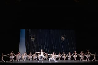 英国ロイヤル・オペラ・ハウス シネマシーズン 2022/23 ロイヤル・バレエ「ダイヤモンド・セレブレーション」