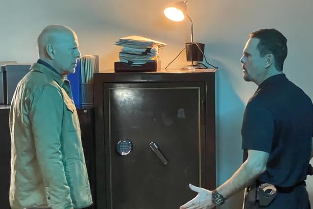 ワイヤー・ルーム