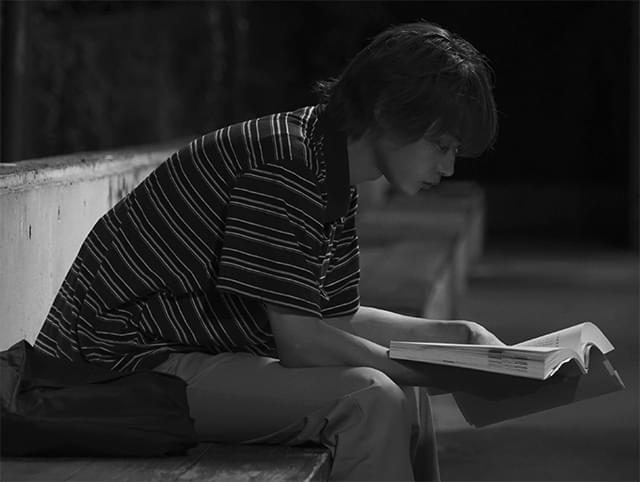 平井亜門の「MOON and GOLDFISH」の画像