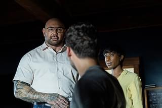 ノック 終末の訪問者