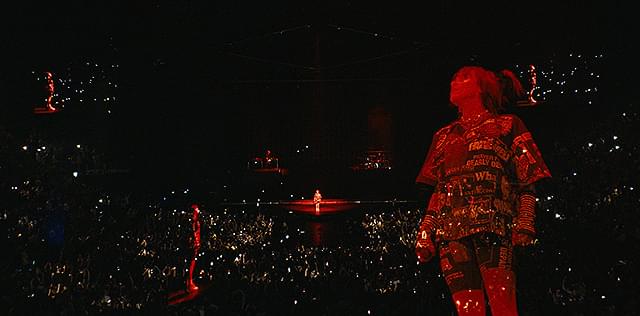 ビリー・アイリッシュの「ハピアー・ザン・エヴァー・ライヴ O2アリーナ エクステンデット・カット」の画像