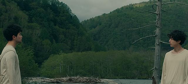 坂口健太郎の「サイド バイ サイド 隣にいる人」の画像