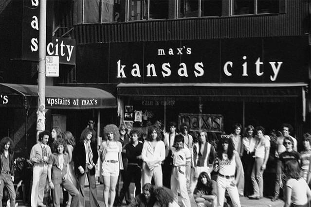 ナイトクラビング マクシズ・カンザス・シティ