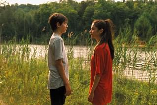 ファルコン・レイクの予告編・動画