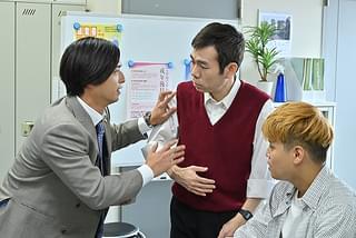 縁の下のイミグレ