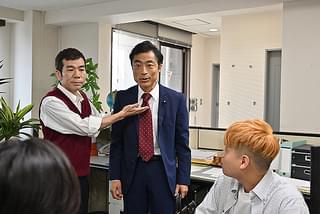 縁の下のイミグレ