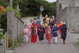 ウムイ 芸能の村