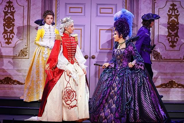 天海祐希の「ゲキ×シネ「薔薇とサムライ2 海賊女王の帰還」」の画像