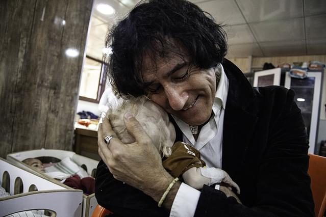 “敵”の子どもたち