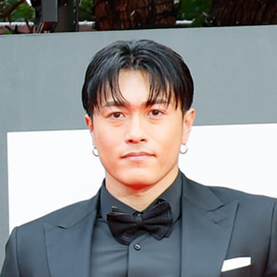 【送料無料】中務裕太さん掲載ページ（約A3サイズ）#65877 中務裕太：プロフィール・作品情報・最新ニュース - 映画.com