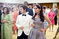 事件現場となったアンバサダーホテルに 集った人々を描く