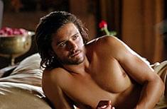 若手ながら主人公という大役を担う