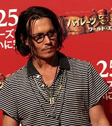 ジョニデは変わらずやる気満々