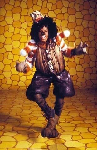 カカシ役でコミカルな演技にも挑戦