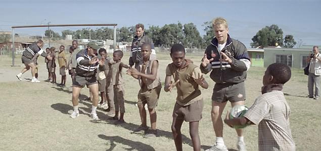 マット・デイモンは、ボクス唯一の黒人選手チェスターに指導を受けたという