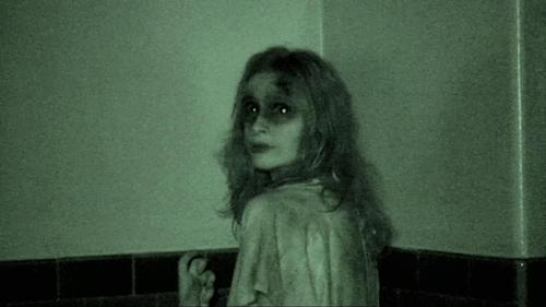 少女の霊を発端に怒涛のように怪現象が!