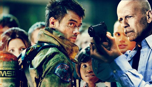 ジョシュ・デュアメルとブルース・ウィリス、アクション界の新鋭と重鎮が初共演!