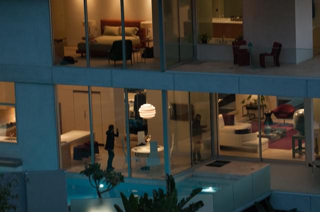 ドキュメント・タッチの映像がリアリティを増幅させる