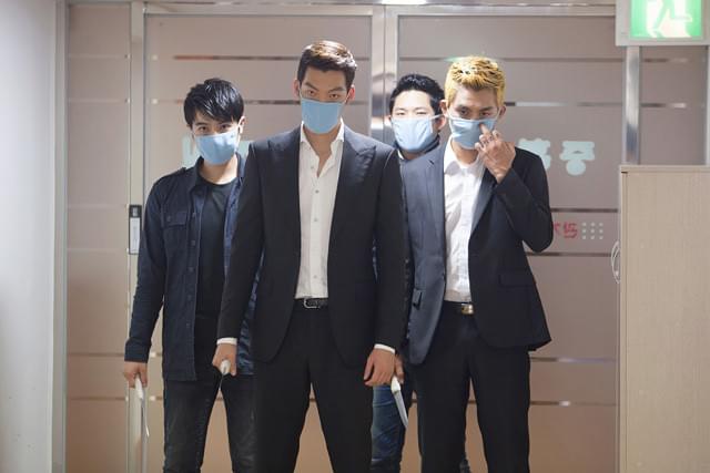 捨てられない誇り──殺される前に殺せ！