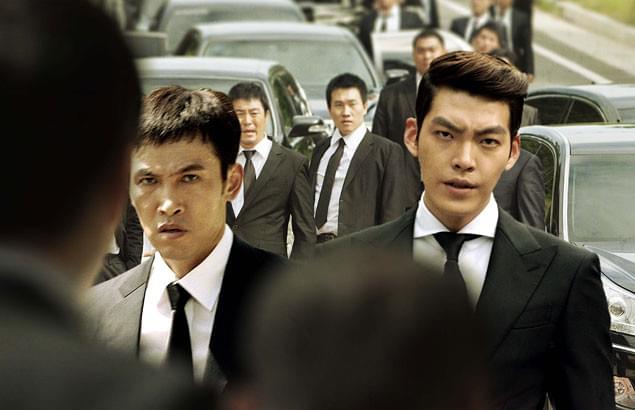 昔気質のヤクザと若きチンピラ、深い孤独を抱えた男たちの熱き絆を描く！