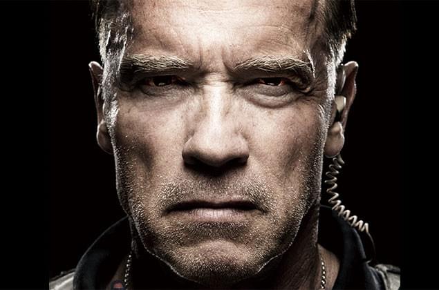 徹底したリアリズムによるアクションと濃厚なサスペンスが融合したシュワ最新作!