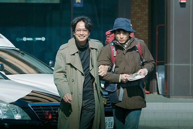 週刊誌記者の蒔野にも複雑な事情があった