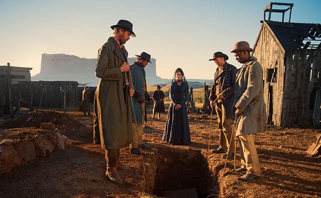 南アフリカの原野が独特の空気感を醸す