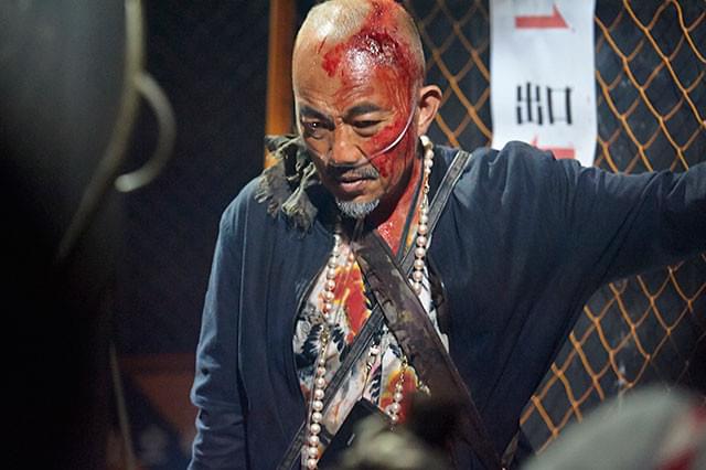 石井監督の盟友・竹中直人が殺し屋役！